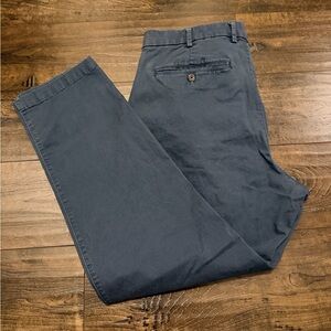 Gap Essential Khaki Slim Fit - 38x30